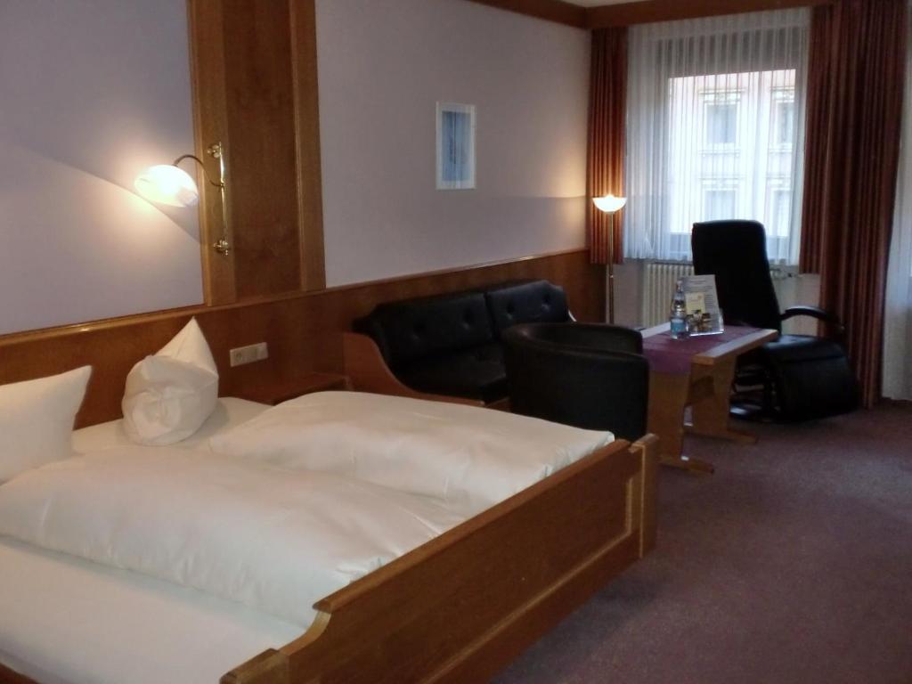 Hotel Sonne Bad Wildbad Phòng bức ảnh