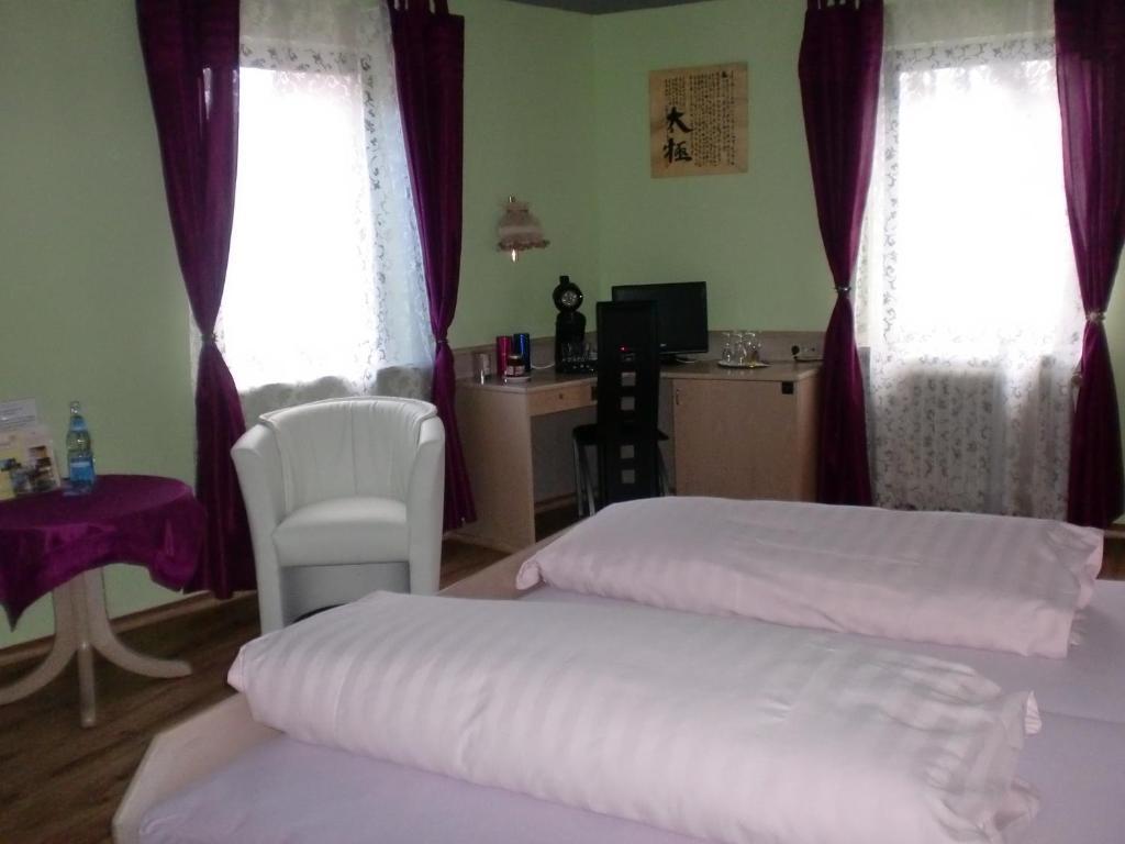 Hotel Sonne Bad Wildbad Phòng bức ảnh