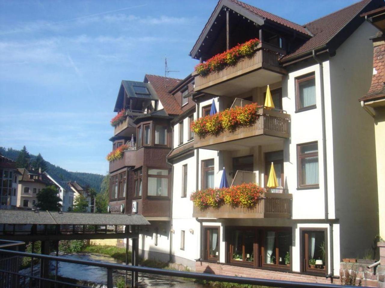 Hotel Sonne Bad Wildbad Ngoại thất bức ảnh